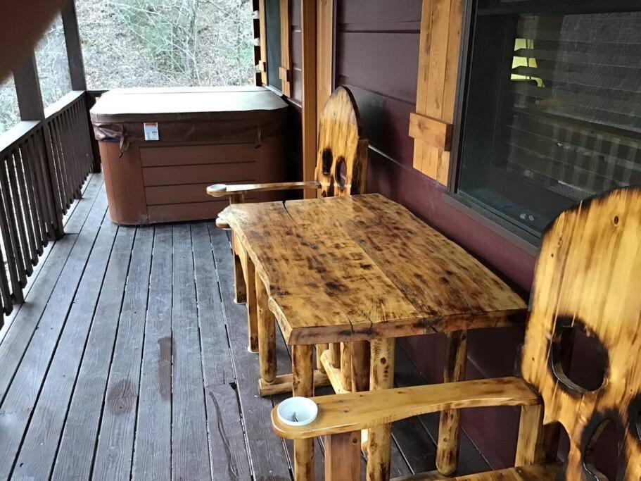 Villa Dollywood-Brand New Dancing Bear 4 à Pigeon Forge Extérieur photo