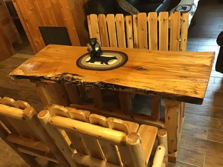 Villa Dollywood-Brand New Dancing Bear 4 à Pigeon Forge Extérieur photo
